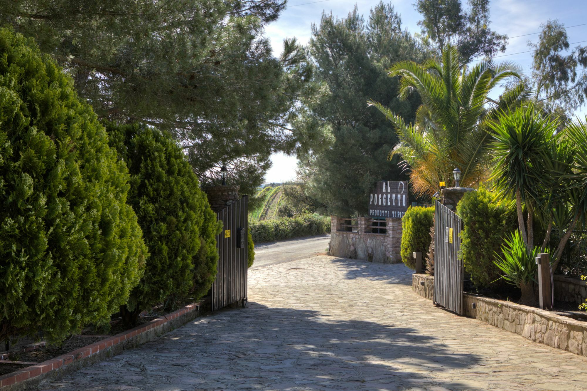 Agriturismo Al Poggetto Piana Degli Albanesi Esterno foto